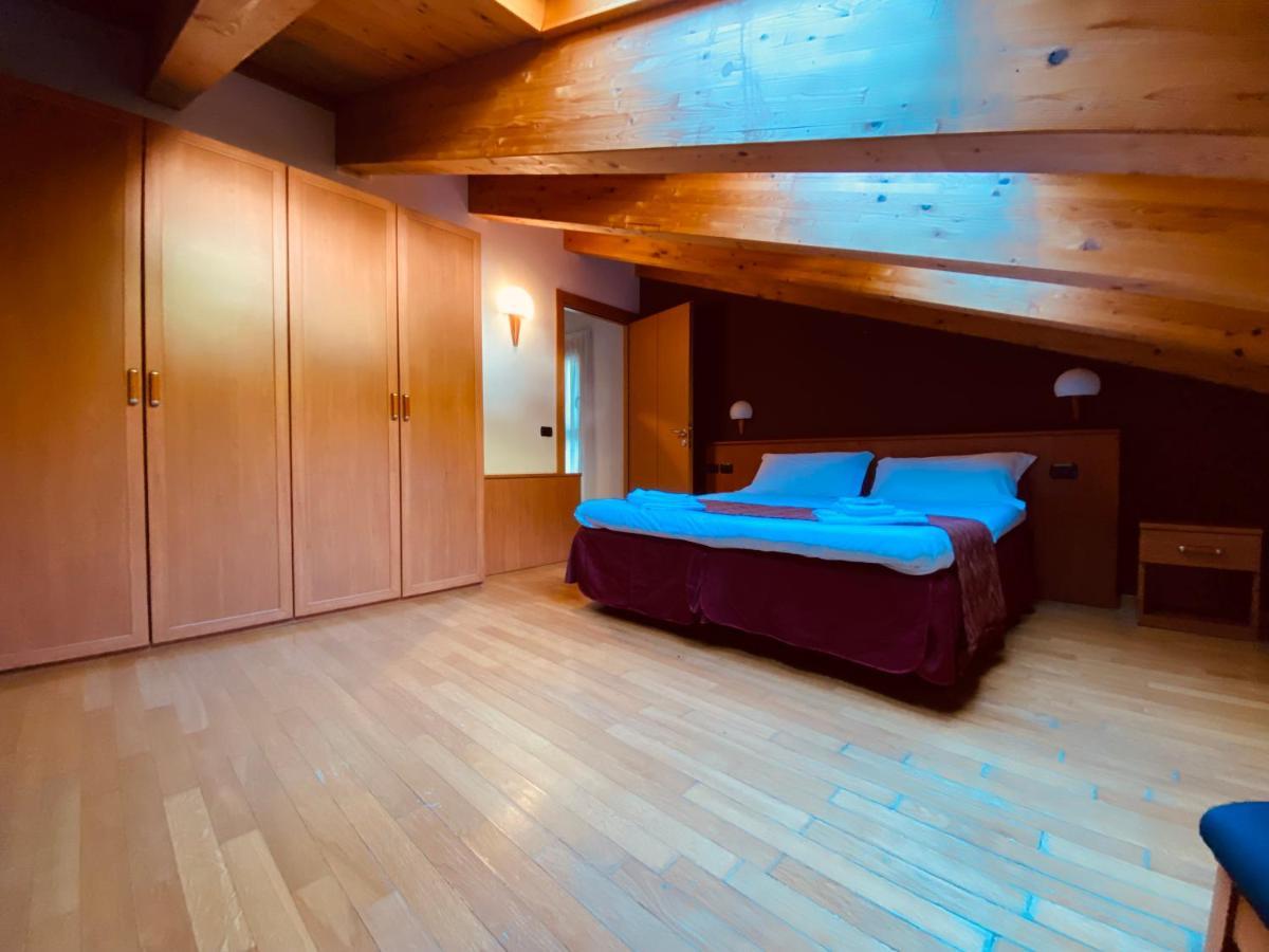 Residence Pizzo Scalino 키에사인발마렌코 외부 사진