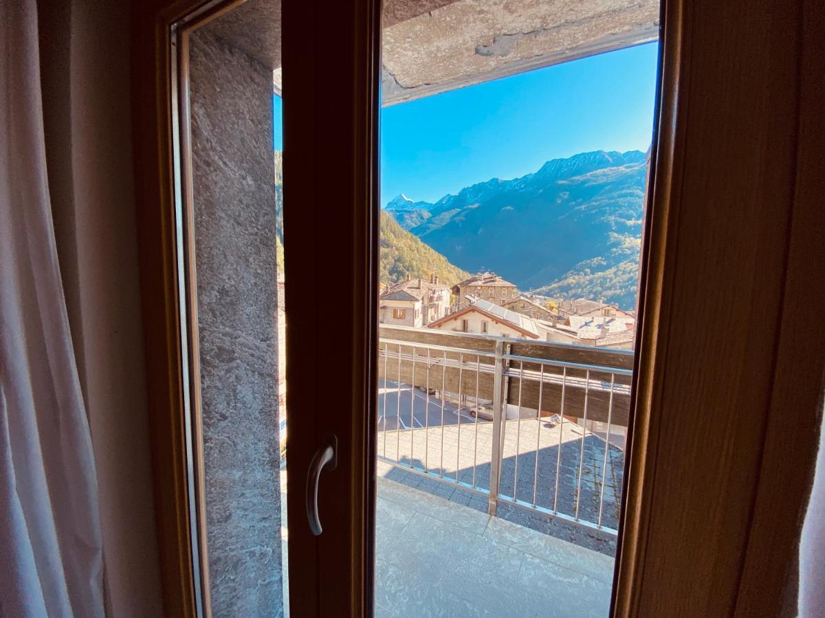 Residence Pizzo Scalino 키에사인발마렌코 외부 사진